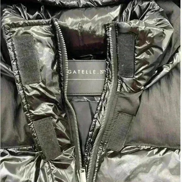 Bagatelle NYC Women's Cropped Black Patent Nylon Puffer Jacket Large Hooded - Picture 5 of 6